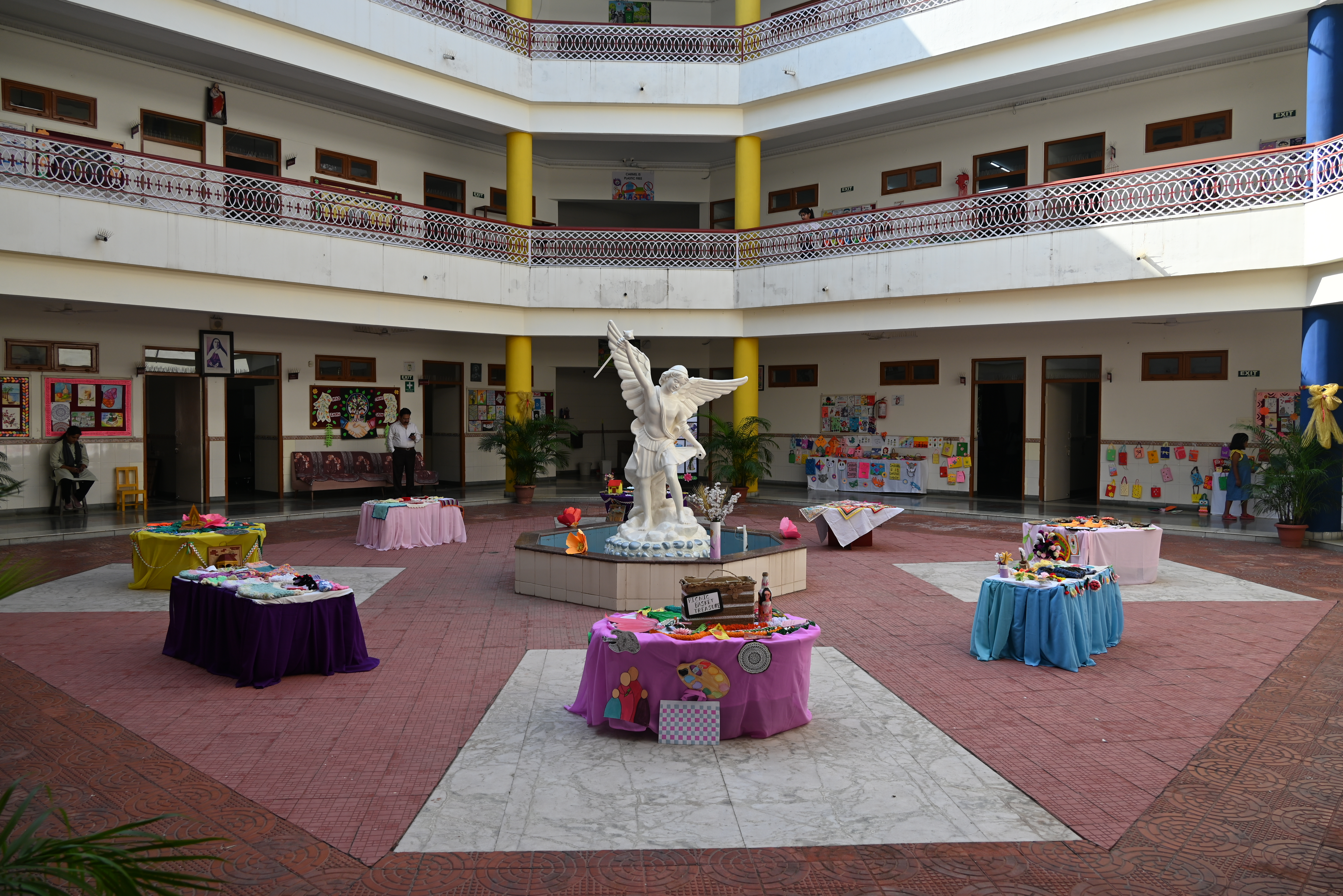 Turning Waste into Wonders: Primary Wing Hosts Inspiring Art Exhibition